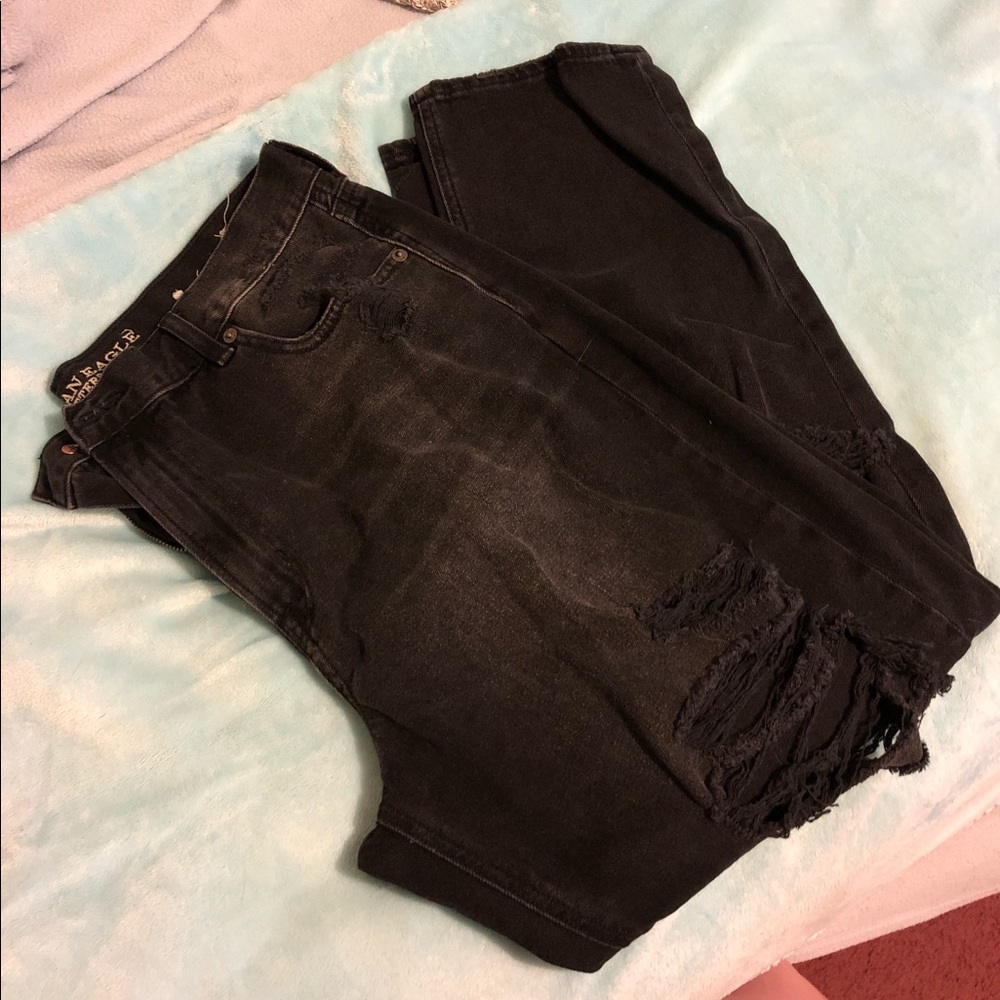 American Eagle black ripped mom jeans